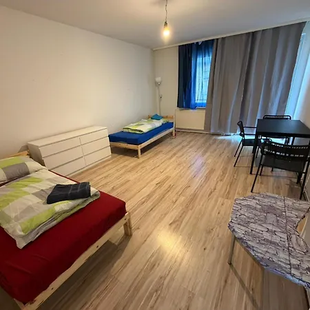 Apartment Clever Geschnittenes Nahe Zentrum